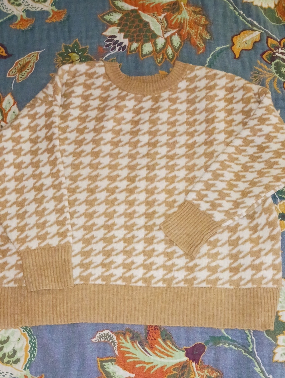 Chunky Houndstooth Sweater